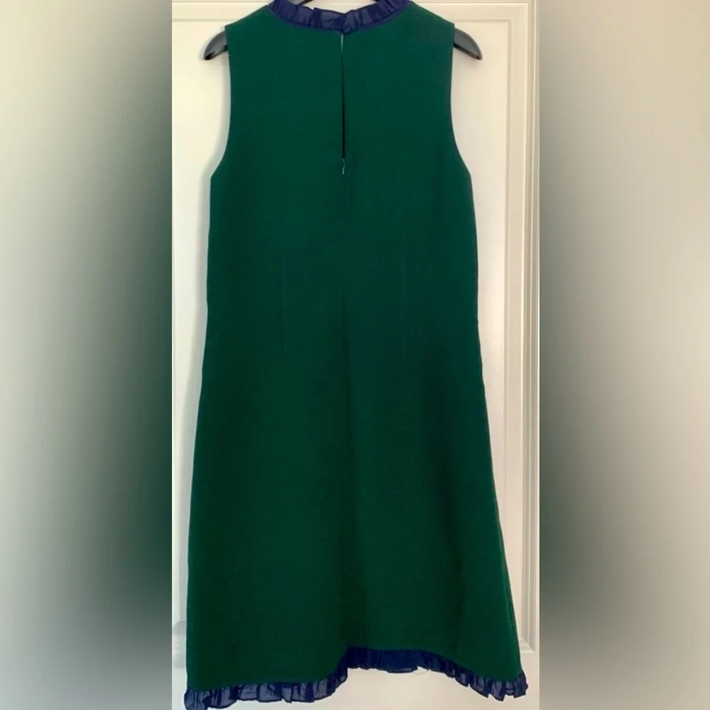 J. Crew Sleeveless Emerald Green Mini Sheath Dress w Navy Ruffles. ZP1